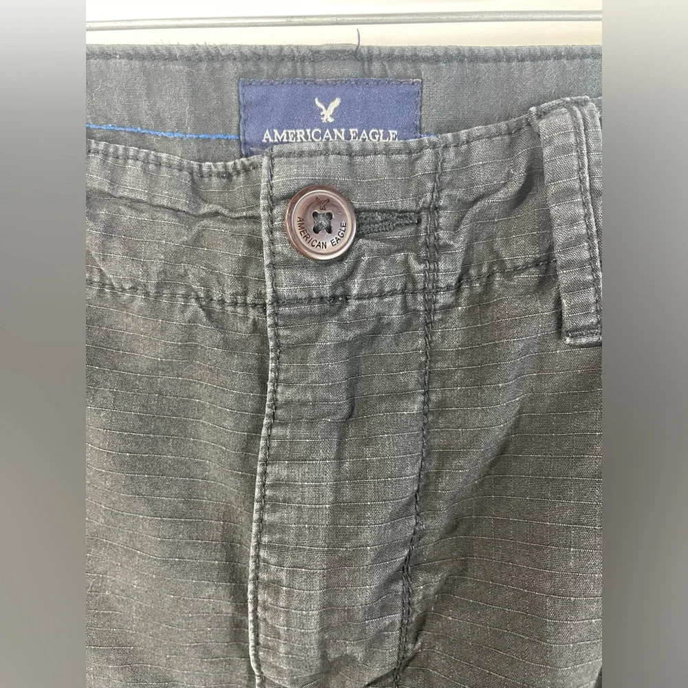 American Eagle Outfitters Black Longboard Cargo Shorts Size 33 Men’s - Picture 8 of 13